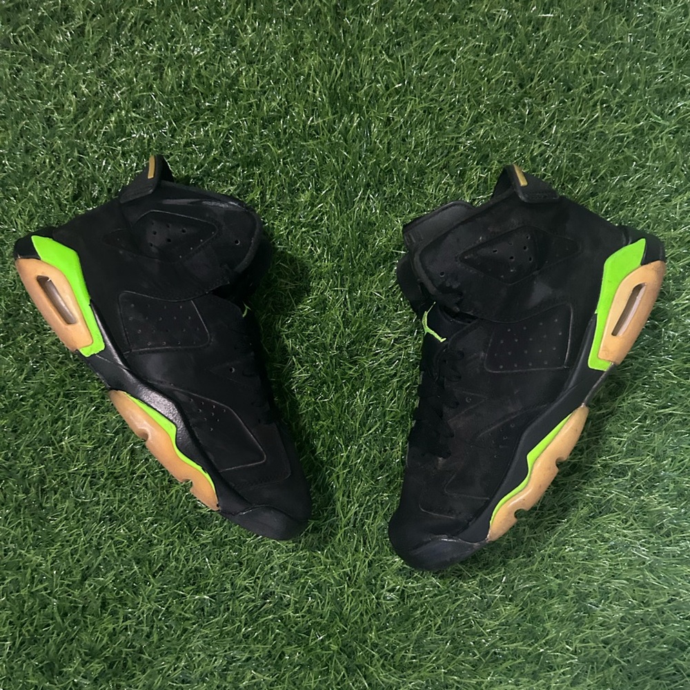 Air Jordan 6 Electric Green Size 7Y GS Used No Box
